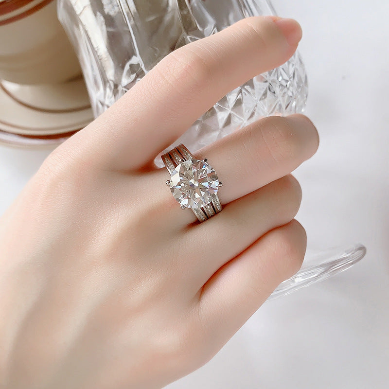 Cross-border European and American Luxury Pigeon Egg S925Silver Crescent Moon Eye Moissanite Ring High-end Ultra Sparkling Women's Ring Wholesale