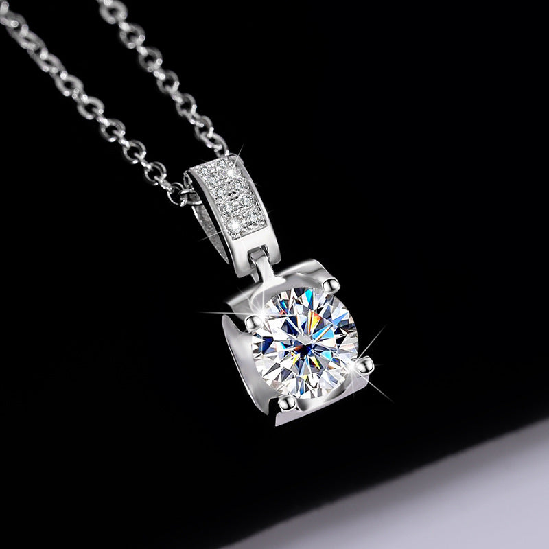 s925Sterling Silver Platinum Plated Micro Inlaid Bull Head Silver Pendant Moissanite Necklace for Women Classic Fashion Collarbone Chain Wholesale