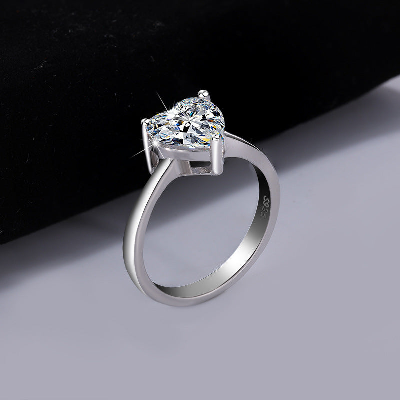 Best seller in europe and america S925Sterling Silver Heart-shaped Moissanite Ring Simple Classic Love Moissanite Women's Ring Factory Wholesale