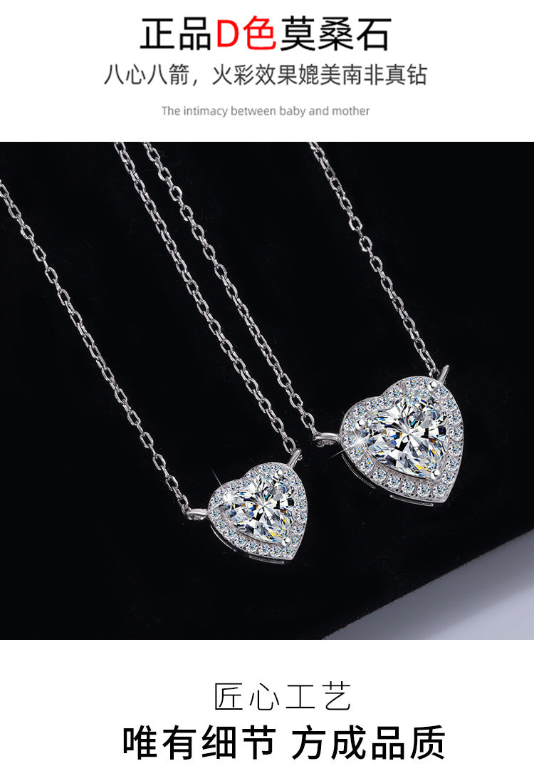 Cross-border hot S925Sterling Silver Heart Pendant Moissanite Heart Necklace for Women High-end Collarbone Chain Factory Wholesale