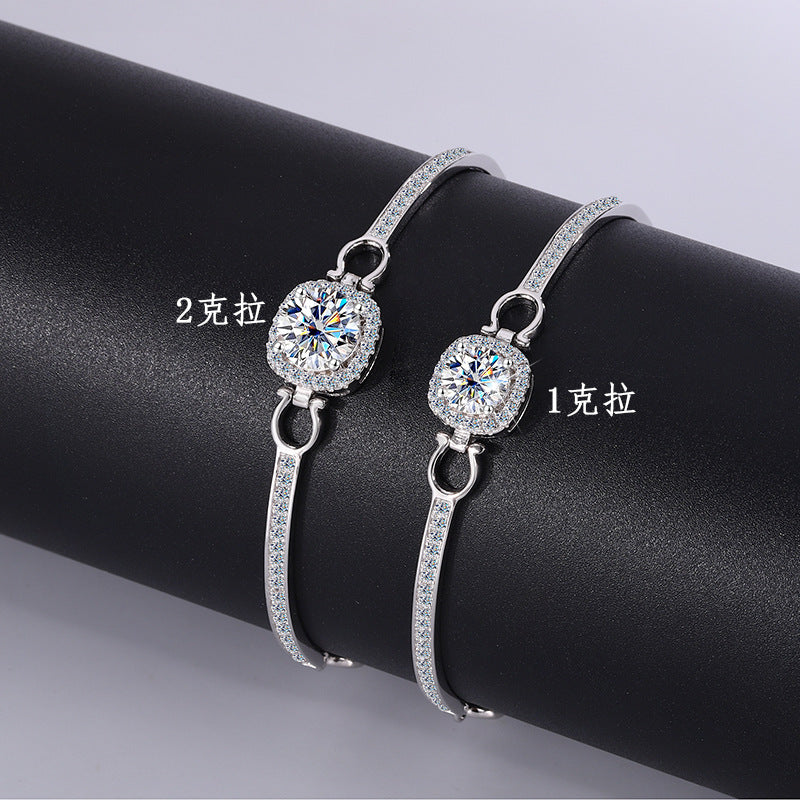 Cross-Border Europe and America S925Pure Silver Luxury Square Bracelet Moissanite Diamond Bangle Fashion High-end Moissanite Bracelet Wholesale