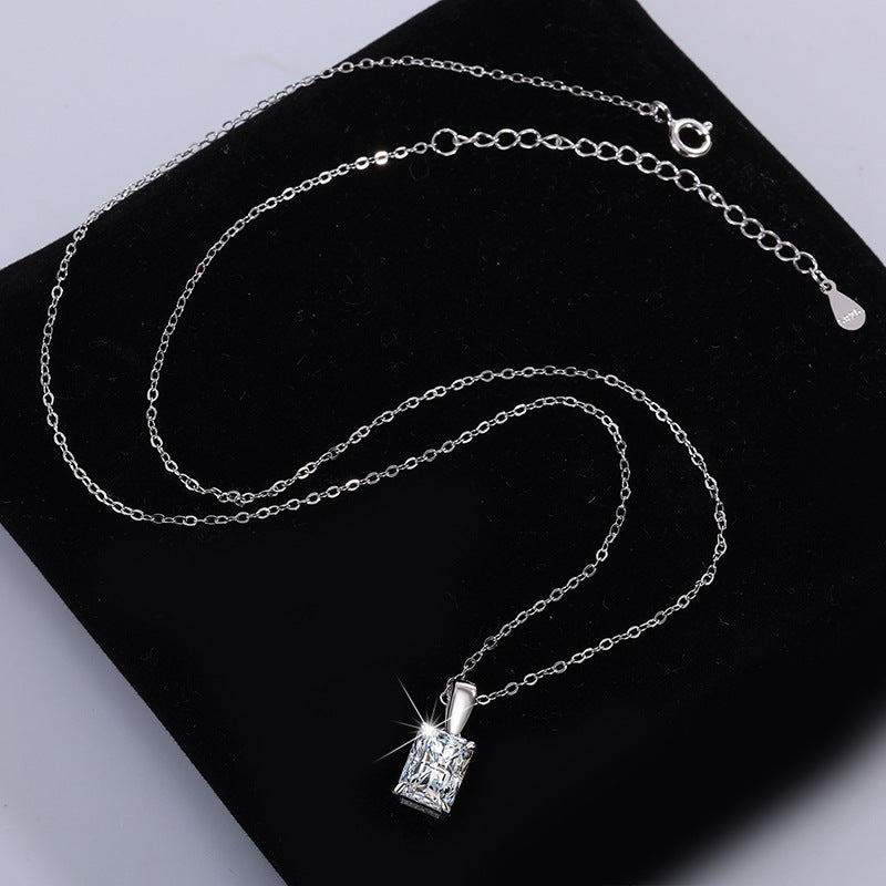 Cross-border new arrival S925Silver Moissanite Diamond Light Luxury High-End Radiant Cut Rectangular Pendant Collarbone Chain Wholesale