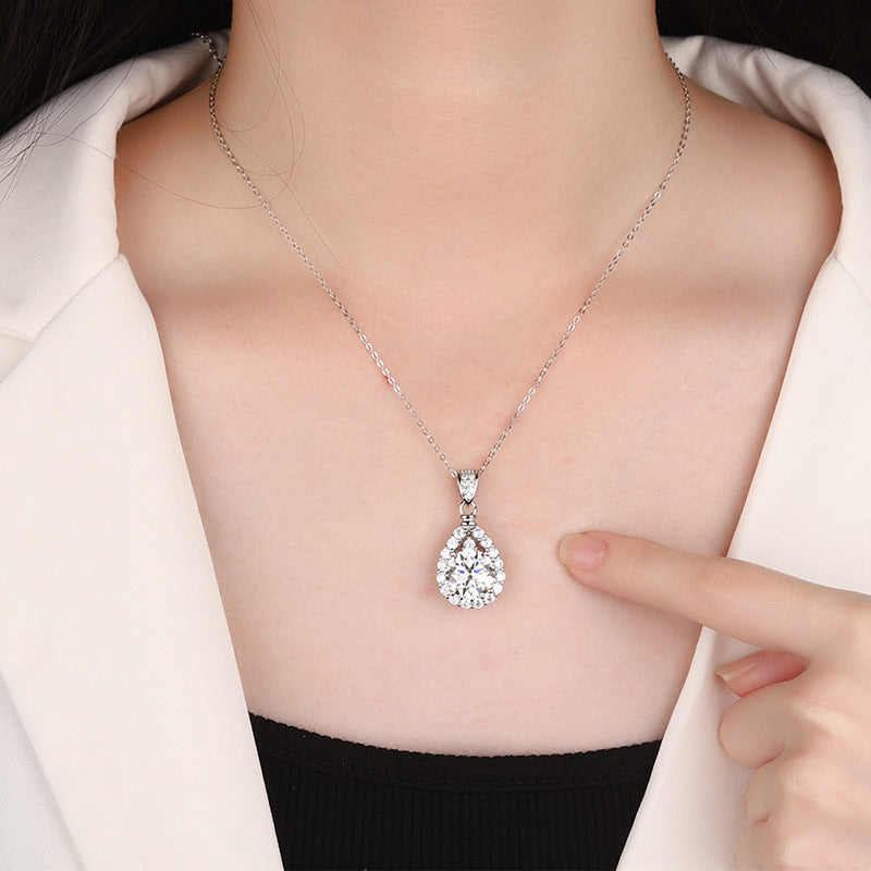 Cross-border hot selling S925Sterling Silver Moissanite Necklace for Women Water Drop Pendant High-end Fashion Versatile Necklace Wholesale