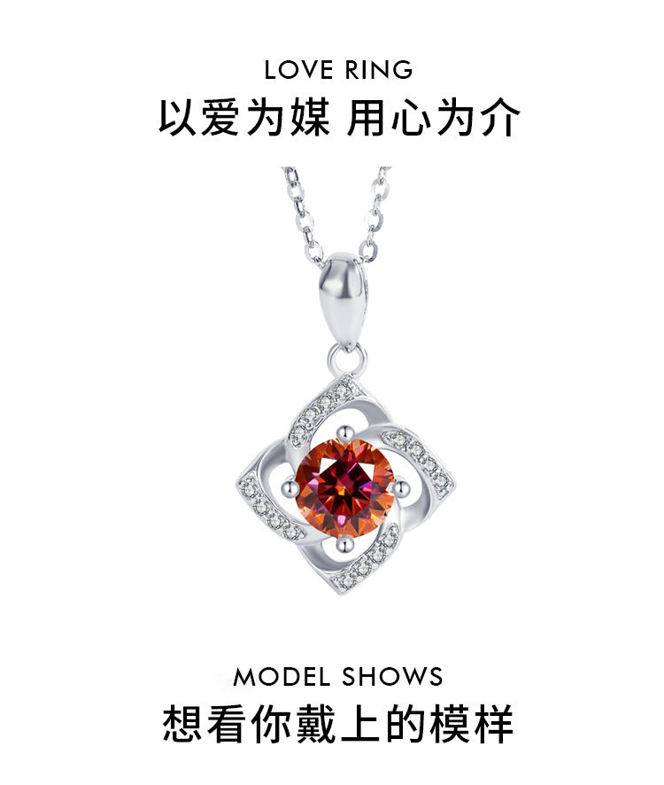A1   s925Sterling Silver Four-Leaf Clover Necklace Silver Pendant Moissanite Necklace for Women Classic Fashion Collarbone Chain In Stock Wholesale