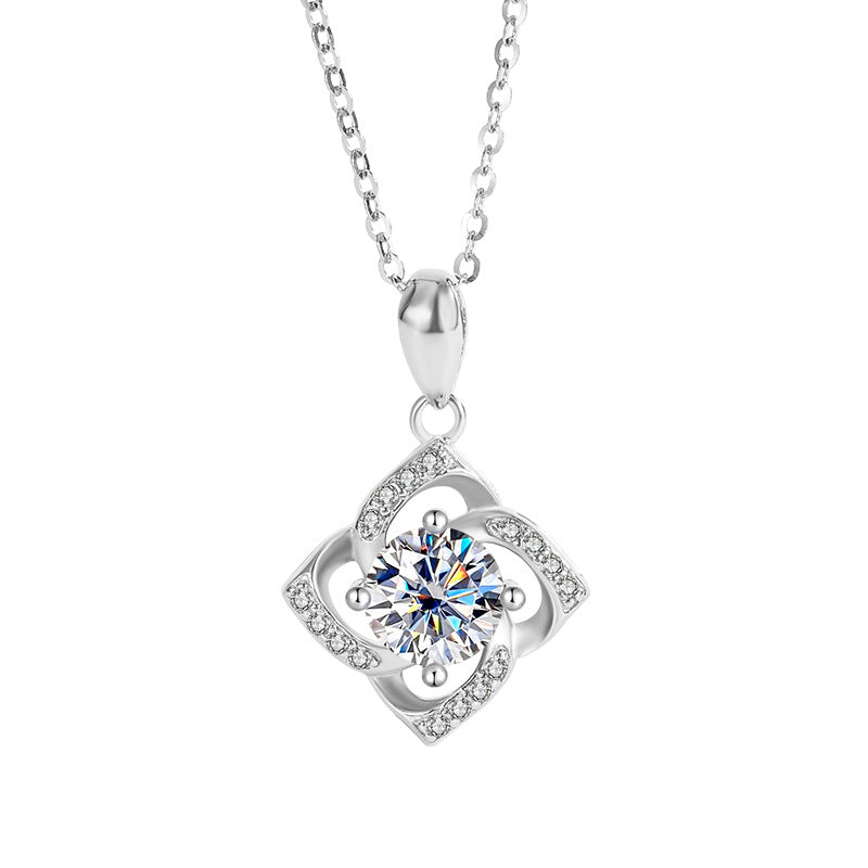 s925Sterling Silver Four-Leaf Clover Necklace Silver Pendant Moissanite Necklace for Women Classic Fashion Collarbone Chain In Stock Wholesale