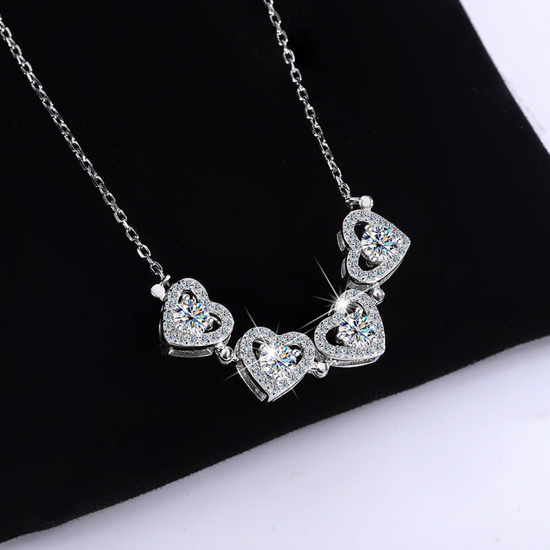 Cross-border Exclusive Pure Silver S925Four-leaf Clover Necklace for Women, Light Luxury Moissanite Diamond Collarbone Chain, Flower-shaped Pendant Wholesale